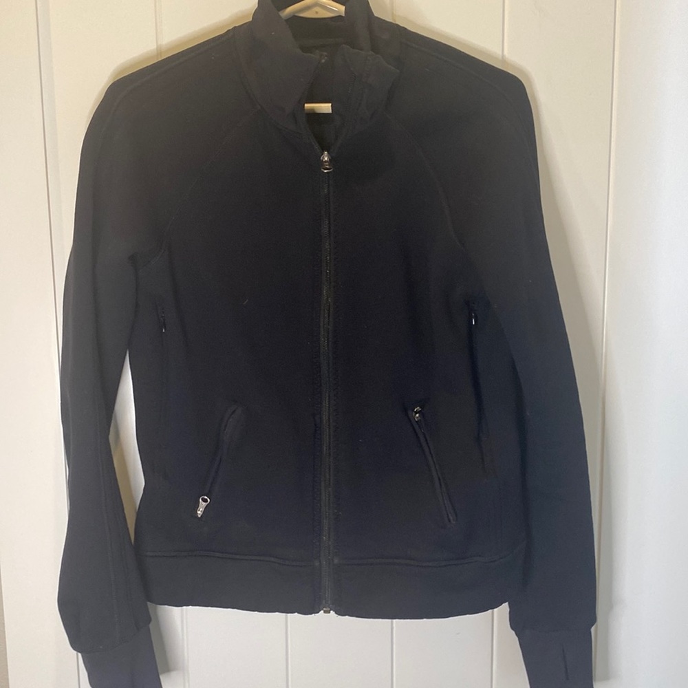Black LuLulemon zip up sweatshirt